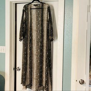 Snakeskin L&B Duster. Large Excellent condition
